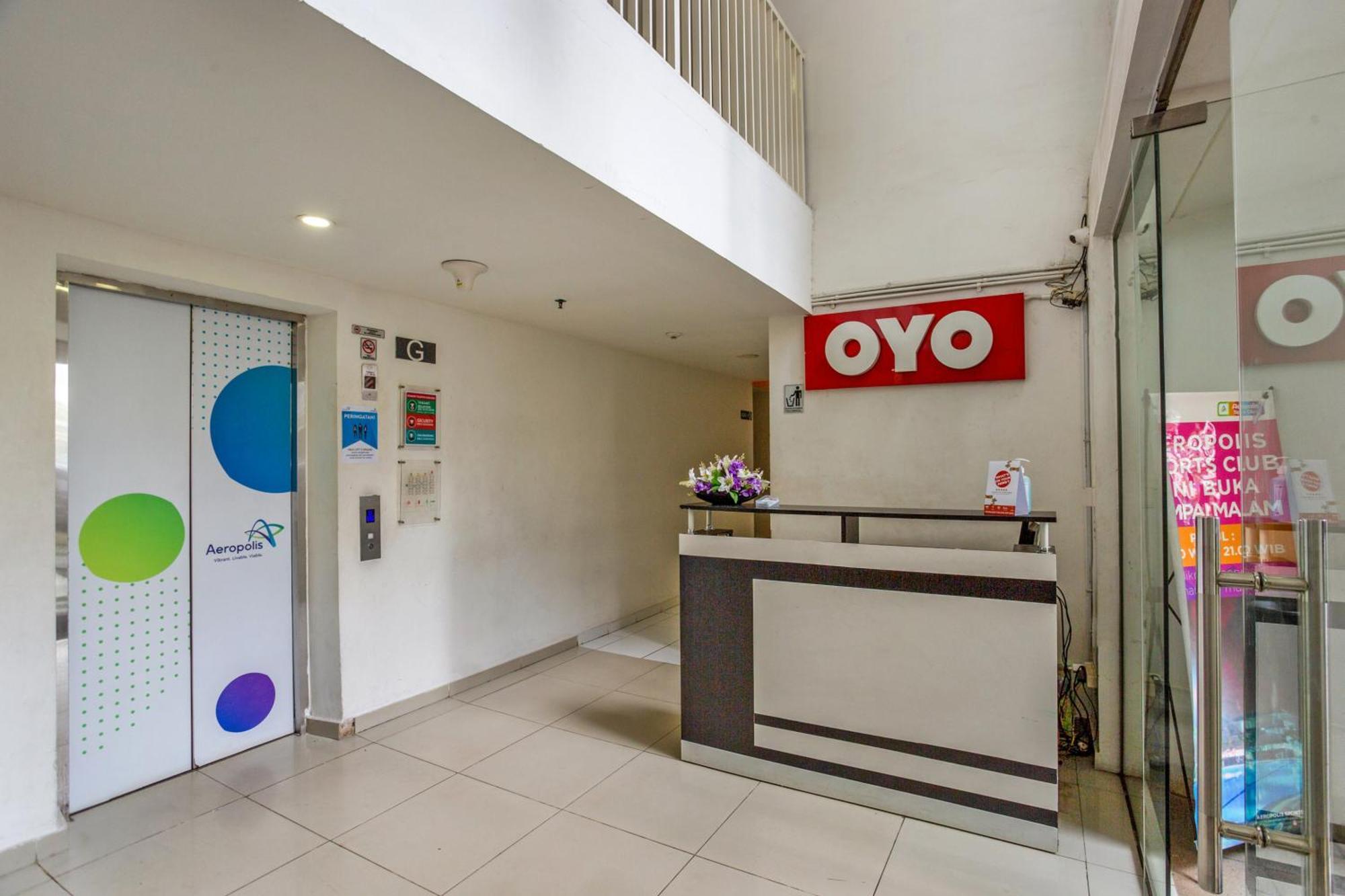Oyo 3247 Afira Rooms Aeropolis Tangerang Exterior photo