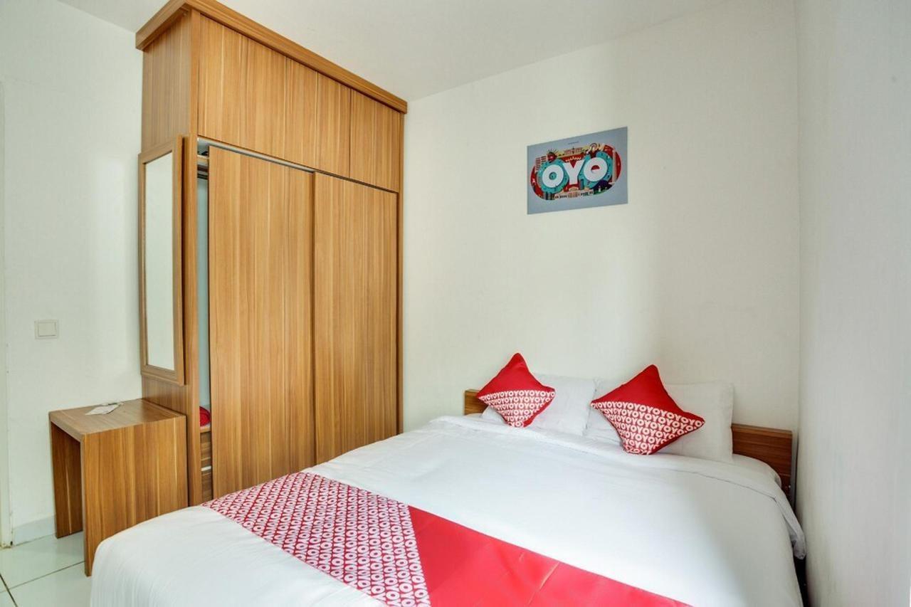 Oyo 3247 Afira Rooms Aeropolis Tangerang Exterior photo